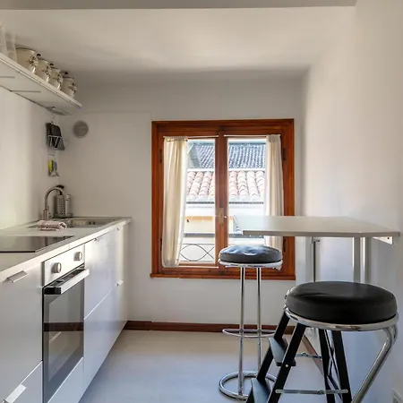 Apartment Domus Maria Carina - Centro *